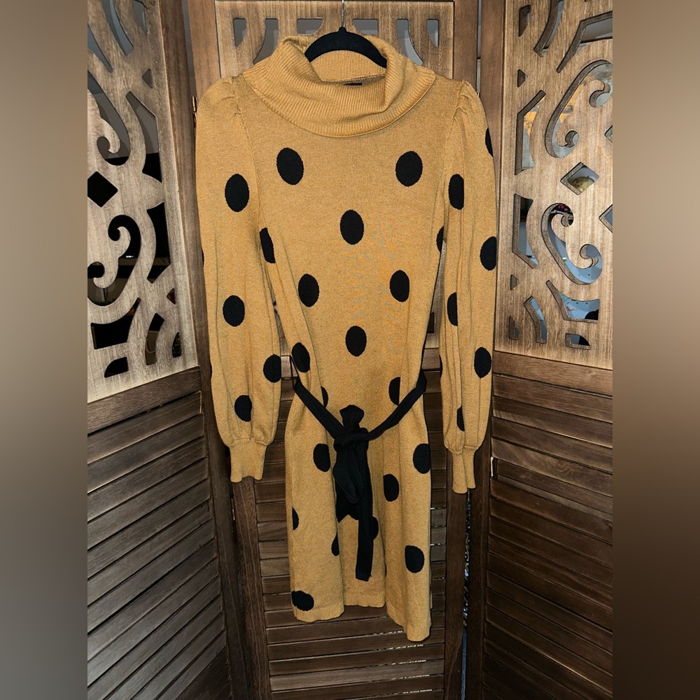 Who What Wear Mustard Knit Sweater- Size M